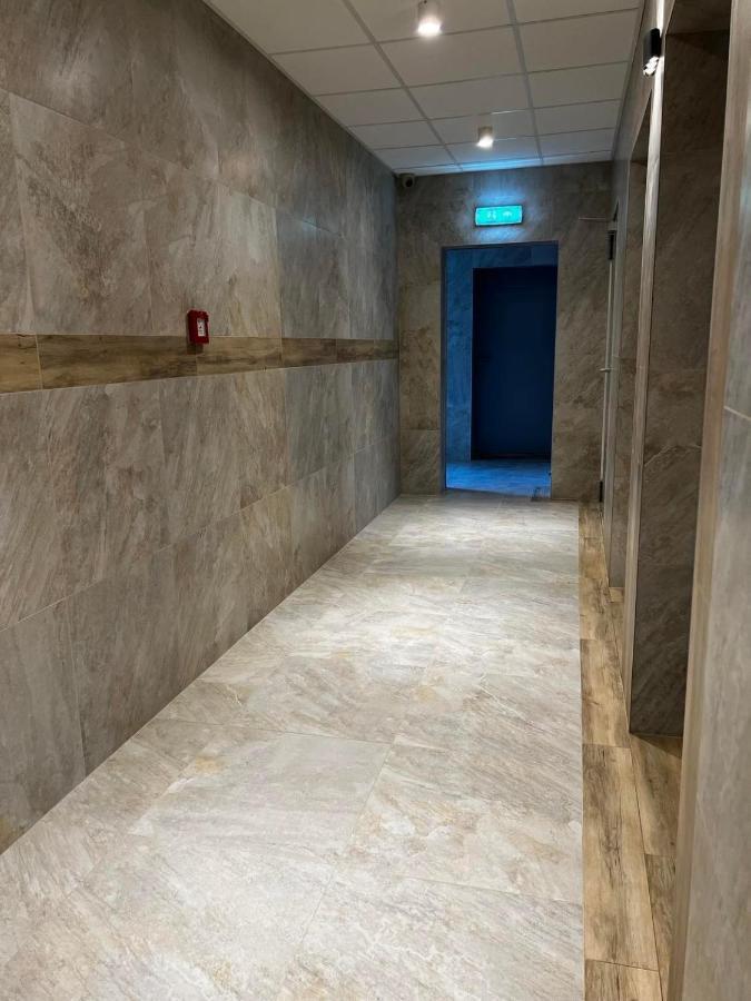 Apartament 69 Metro Apartment Varşovia Exterior foto